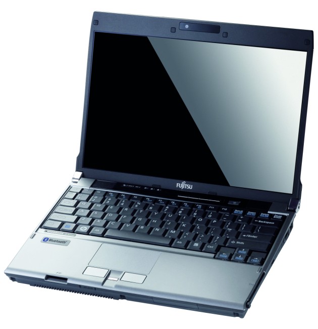 Fujitsu LifeBook P8020 3.5G - Stepping up as a Full Featured Notebook at a mere 1.3Kg