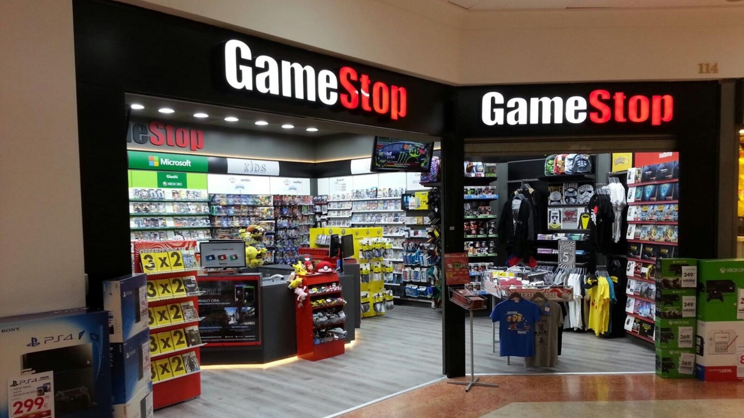 Gamestop Stores Closed In Massachusetts For Defying Quarantine